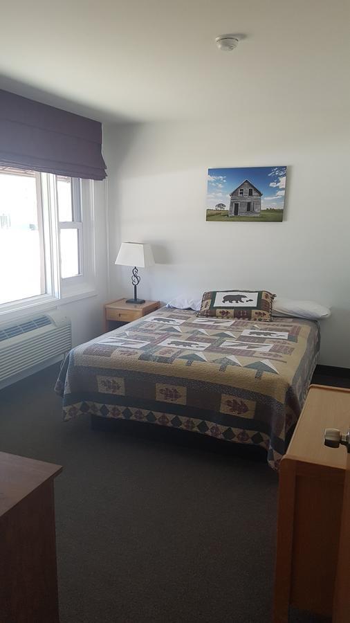 Pinawa Motel Ngoại thất bức ảnh